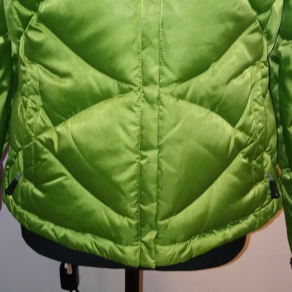 Brand new Northface jacket - Picture 4 of 9